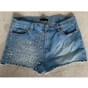 2/$20🛍Forever 21 • Jean Shorts •Sz 31